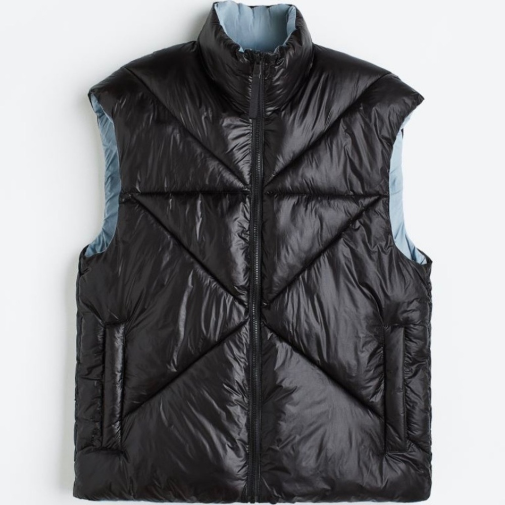 H&M Men's - Blue/Black - Reversible light Weight Insulated, Puffer Vest - Size S